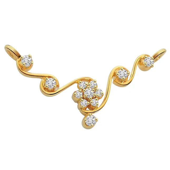 Luxurious Love Diamond and 18K Gold Necklace Pendant (DN440)
