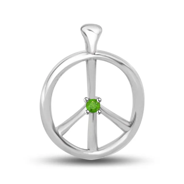Passion Chakra Pendant In White Gold With Real Emerald (P1142)