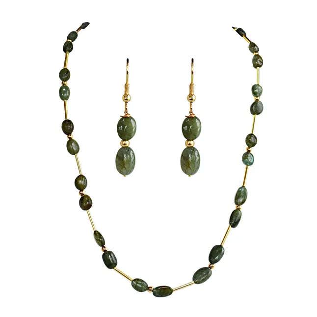 Lush Radiance: Emerald Enchantment Necklace Set for Women (SN1075)