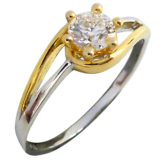 0.31ct Diamond Two Tone Solitaire rings
