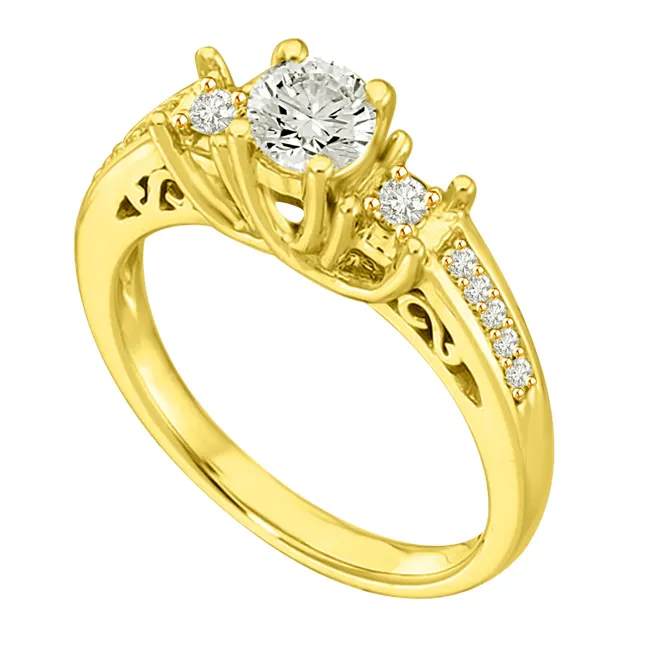 0.35 TCW G/VVS1 Real Diamond Engagement Ring with Accents (0.35GVVS1-D15)