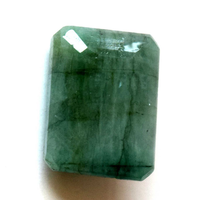 9.62cts Real Natural Rectangle Faceted Light Green Emerald Gemstone for Astrological Purpose (9.62cts Emerald)