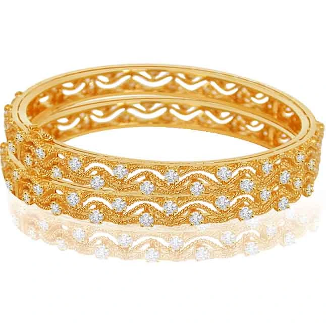 Trendy Twister 3.52cts Fine Round Diamond Bangle Pair (BG4352)