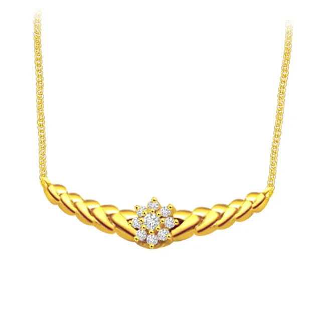 Floral Desire 0.25 cts Flower Design Diamond Necklace Pendant (DN166)