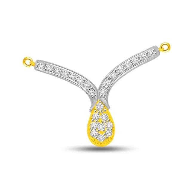 Flamboyant Two Tone Diamond & Gold Pendant For Her (DN309)