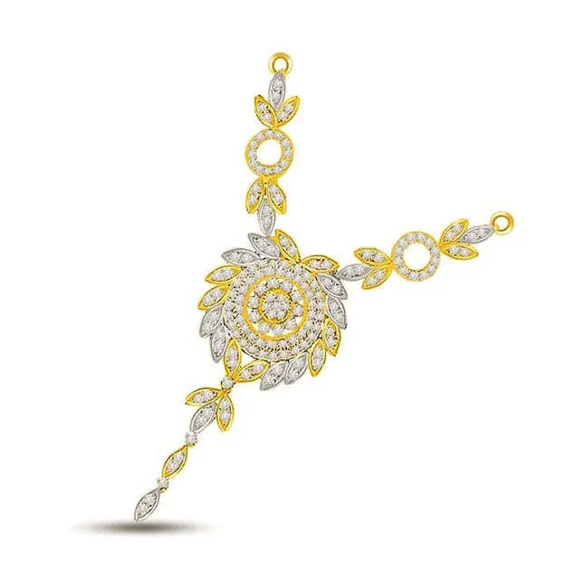 Passionate Bliss Diamond Necklace Pendant in 18kt Gold (DN355)