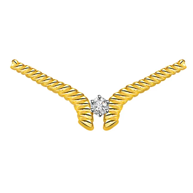 Delicates Diamond & 18k Gold Necklace Pendant (DN95)