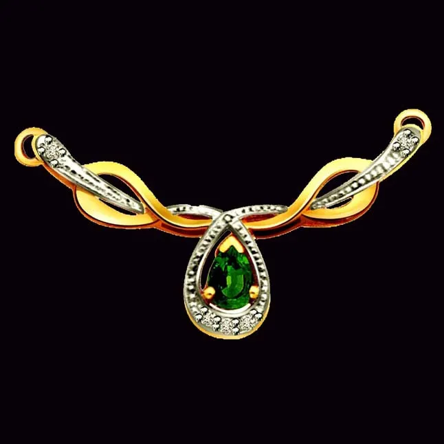 Greener Sparkling Diamond & Emerald Necklace Pendant (DN135)