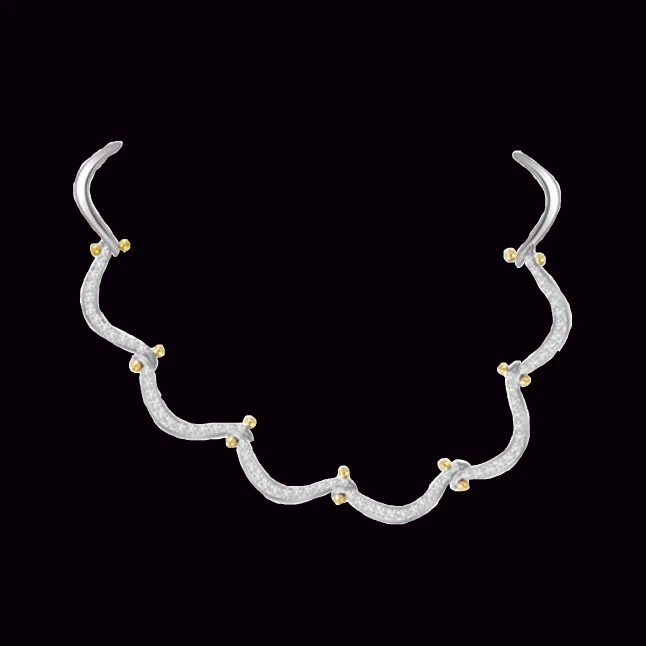 Gracious Curve 3.00cts VS Clarity Diamond Necklace (DN138)