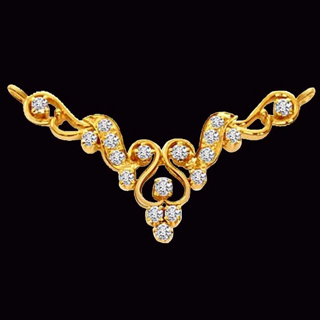 Fairy's Touch 0.45cts Diamond 18kt Gold Necklace Pendant (DN15A)