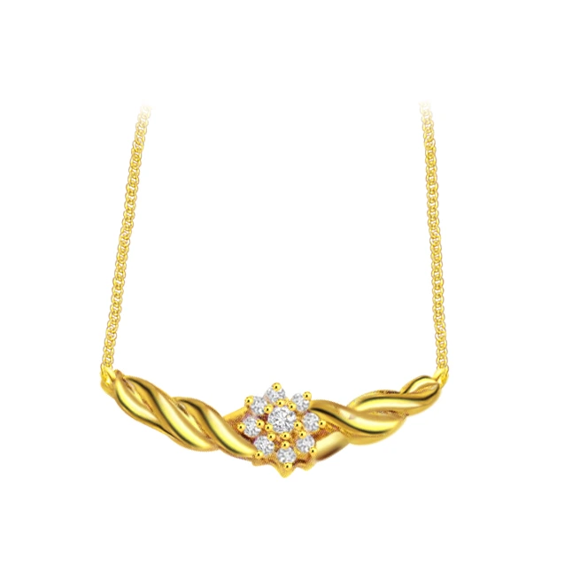 Floral Circle 0.25 cts Flower Design Diamond Necklace 18K Pendants Necklaces