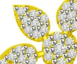 Cosmic Power Diamond & Gold Flower Pendants