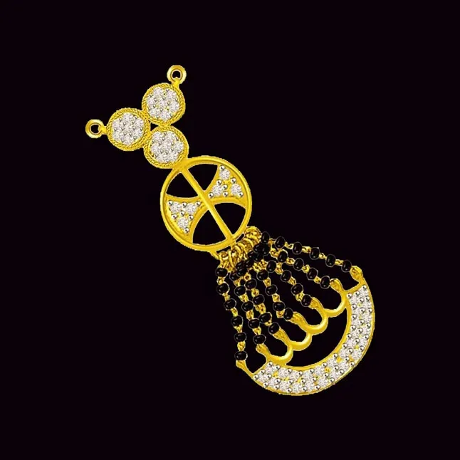 Sacred Thread Of Love Diamond & Gold Mangalsutra Pendant (DN229)