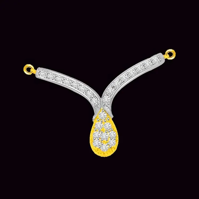 Flamboyant Two Tone Diamond & Gold Pendant For Her (DN309)