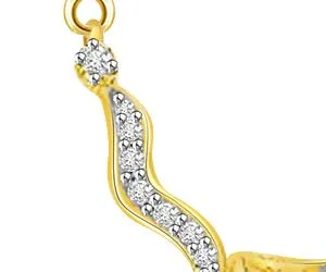 0.32ct Yellow Gold Fashionable Diamond Pendants Necklaces