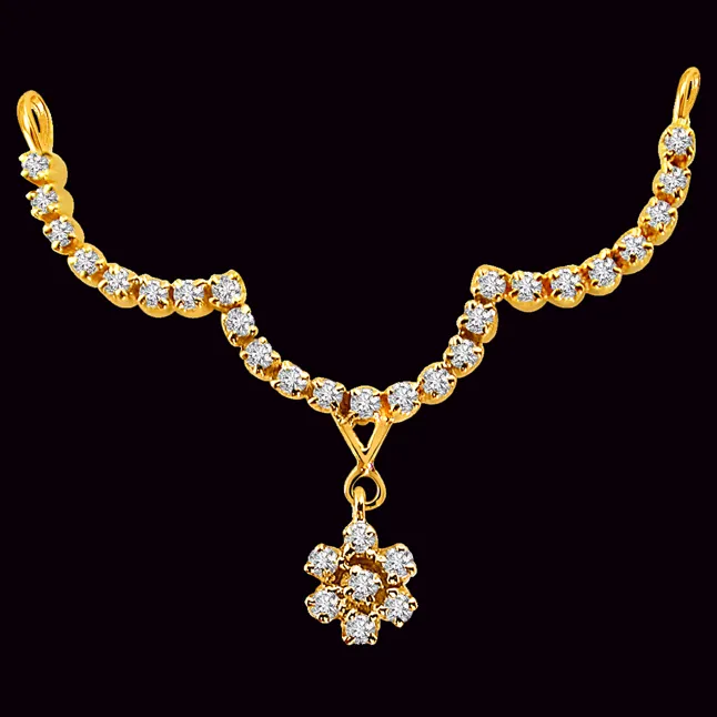 Stylish Sensation - Diamond Necklace Pendant (DN35)