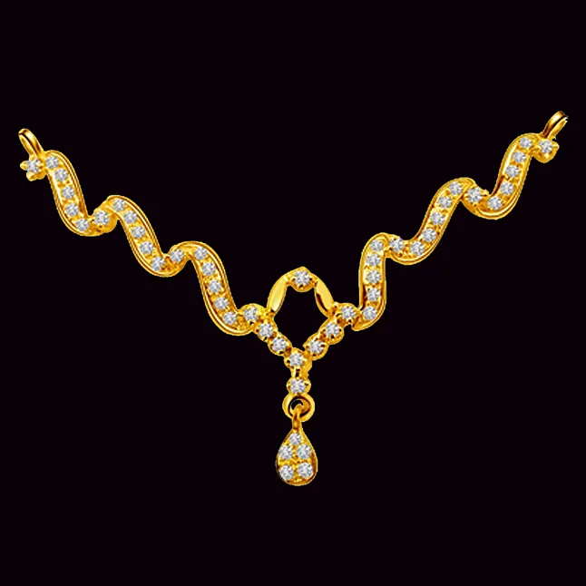 Ecstatic Elegance Diamond Necklace Pendant (DN36)
