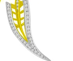 Stat & Arrow 0.30cts Diamond Pendant For Her (DN403)