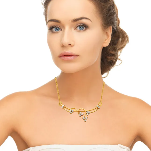 DN438 Brilliant Diamond & Gold Necklace Pendants Necklaces