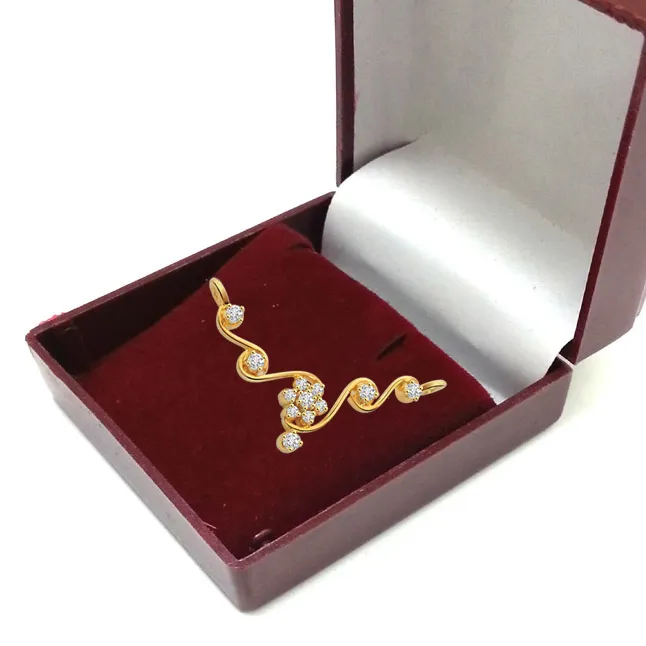 Luxurious Love Diamond and 18K Gold Necklace Pendant (DN440)