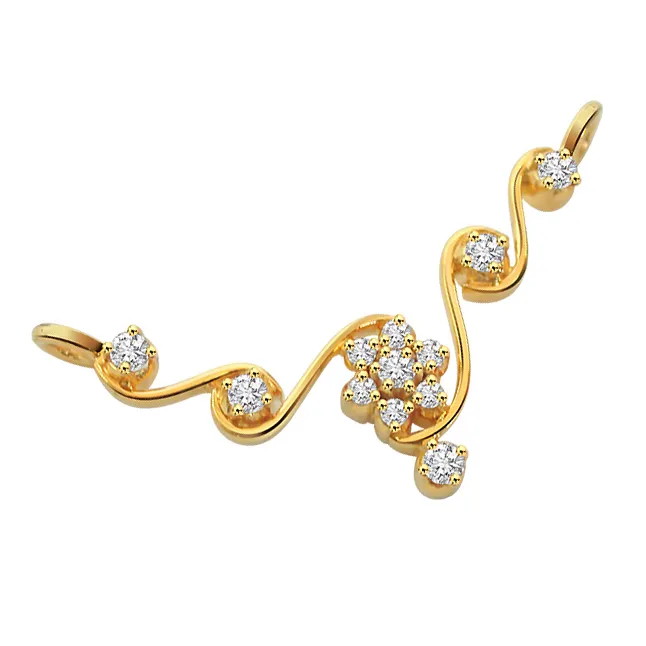 Luxurious Love Diamond and 18K Gold Necklace Pendant (DN440)