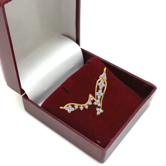 Royal Grace - Diamond and Gold Necklace Pendant (DN442)