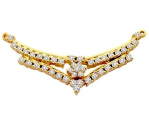 A Very Attractive Diamond & Gold Necklace Pendants Necklaces