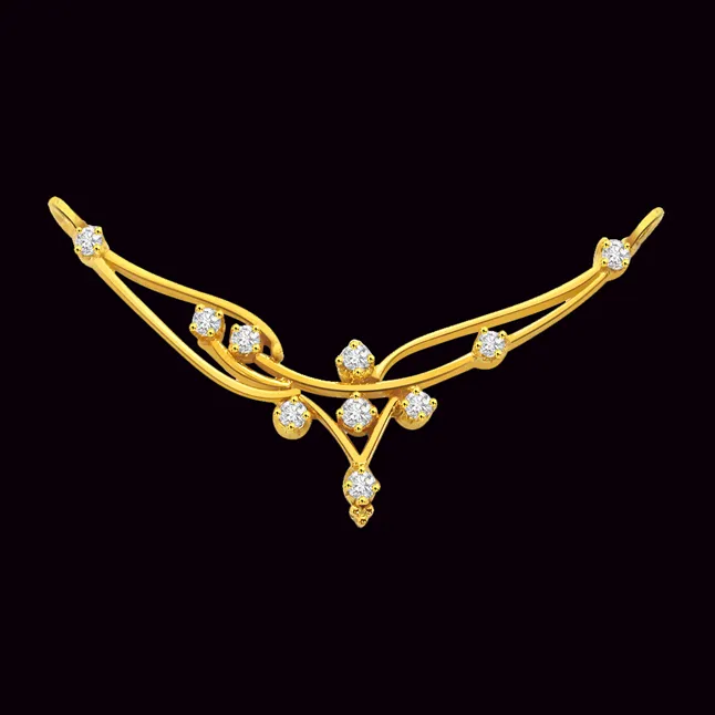 A Simple Diamond & Gold Necklace Pendant (DN65)
