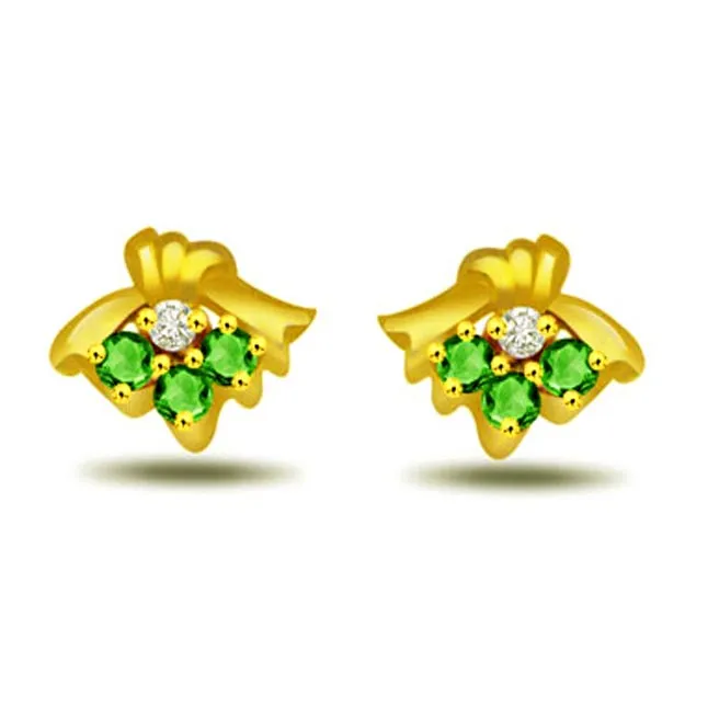 Emerald Island Bow Shape Diamond & Emerald Earring (ER264)