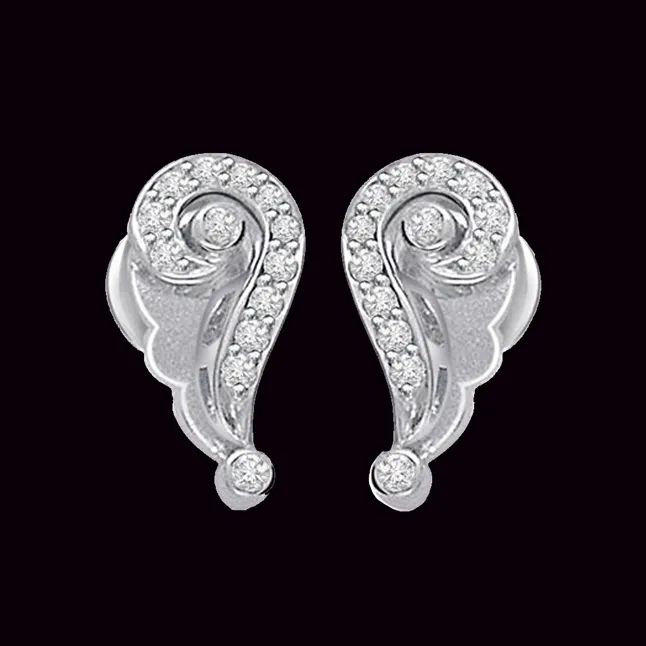 Circular Twist 0.15cts Diamond 14kt Gold Earring (ER187)