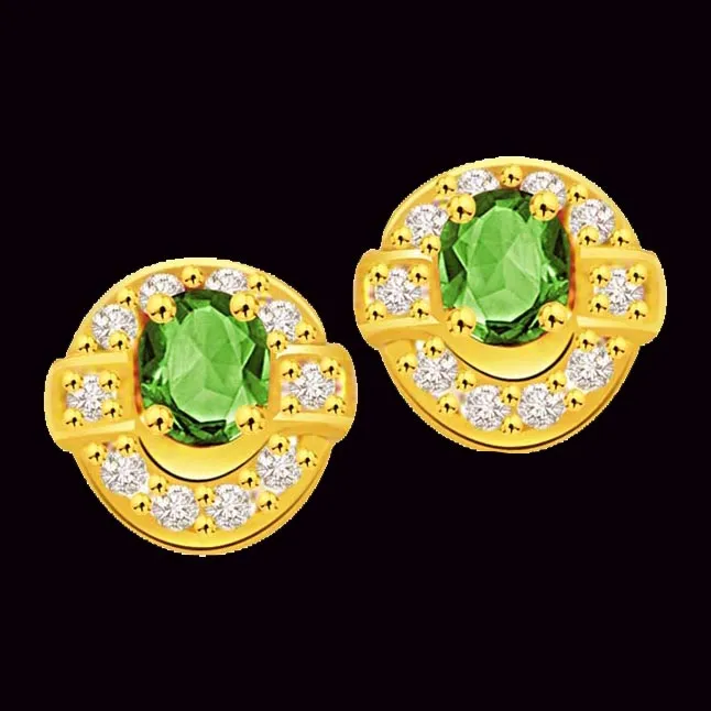 Sparkling Green Berries 0.20 cts Diamond & Emerald Earring (ER260)