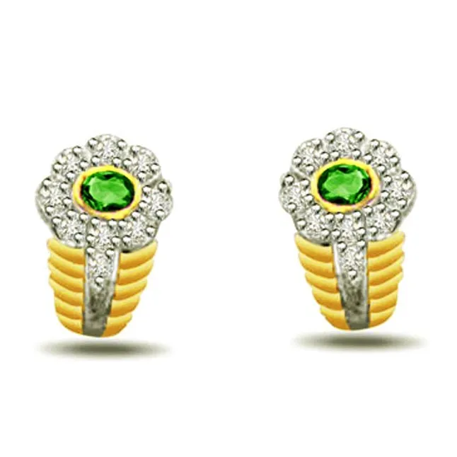 Beauty of Breeze 0.18 ct Diamond & Emerald Earrings -Dia & Gemstone
