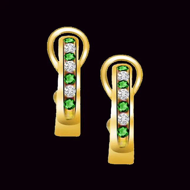 Bunch of Venus Beauty 0.18 cts Diamond Emerald Earrings (ER274)