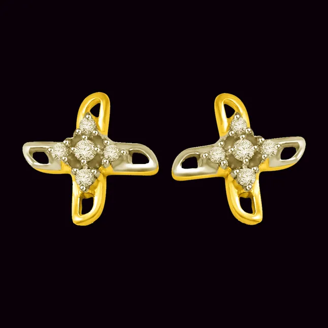 0.20 cts Two Tone Diamond Earrings (ER342)