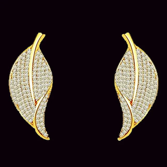 Nature-Inspired Elegance: Twisted Leaf Diamond Design