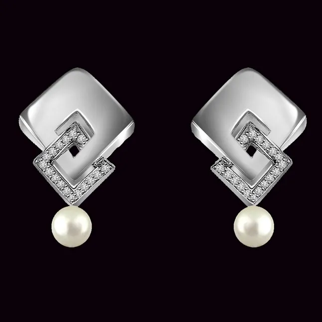 0.17 cts Diamond & Pearl 14K Earrings (ER403)