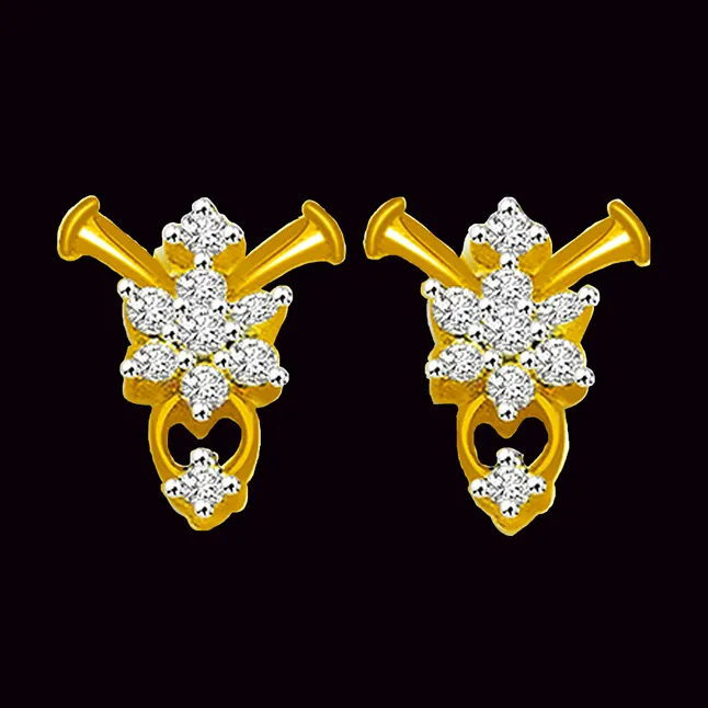 Flower Design 18K Diamond Earrings (ER405)