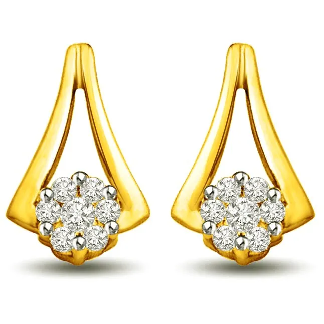 Fragrence of my Love 0.28ct Diamond & Gold Earrings