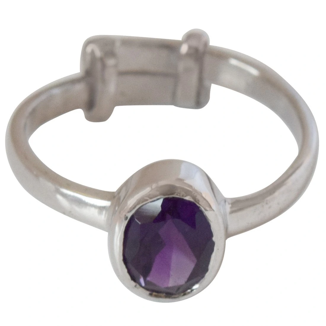 1.07cts Oval Faceted Purple Amethyst and 925 Silver Astrological Ring (GSR62)