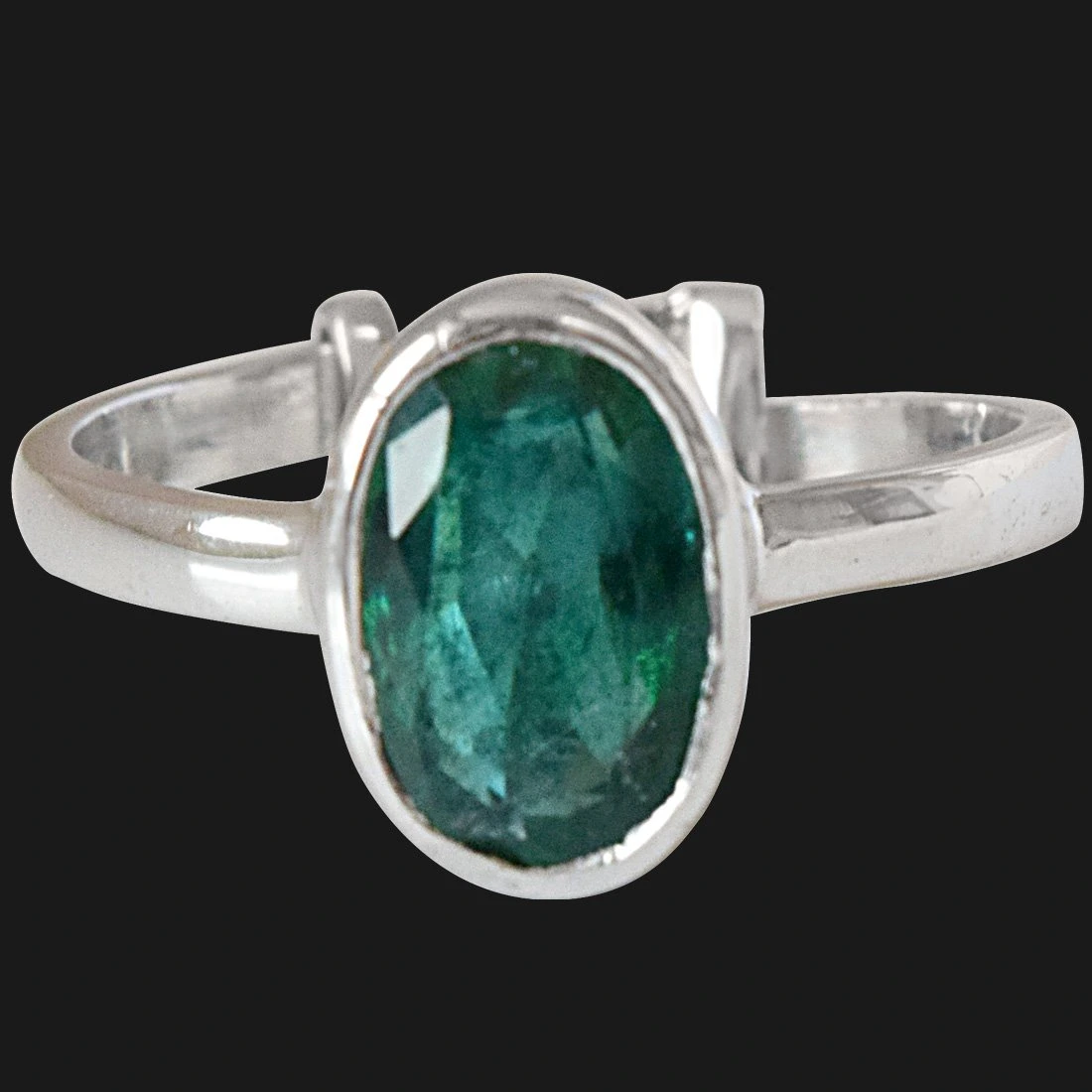 2.14cts AA Grade Green Oval Emerald and 925 Silver Adjustable Ring (GSR68)