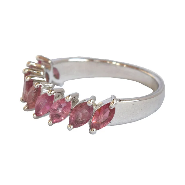 A Dazzling Affair: The Pink Tourmaline Silver Ring (GSR74)