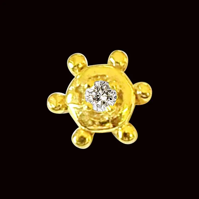Three Dots Real Diamond 18kt Yellow Gold Nosepin (NP10)