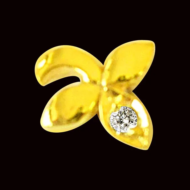 Floral Shaped Real Diamond 18kt Yellow Gold Nosepin (NP17)