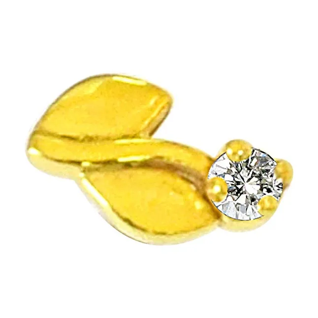 Leaf Shaped Real Diamond 18kt Yellow Gold Nosepin (NP8)