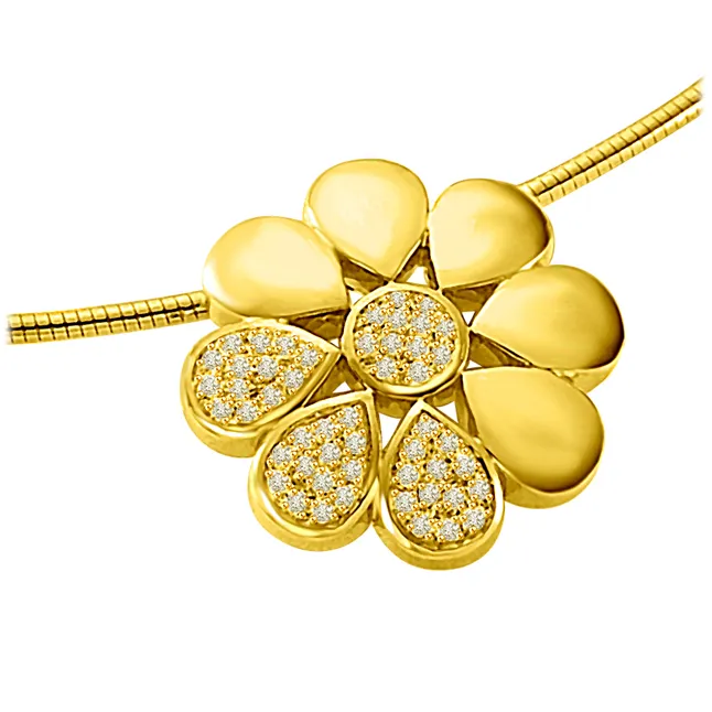 Flower Shining with Real Diamond 0.30cts Luxurious Diamond Flower 18kt Yellow Gold Pendant (P1328)