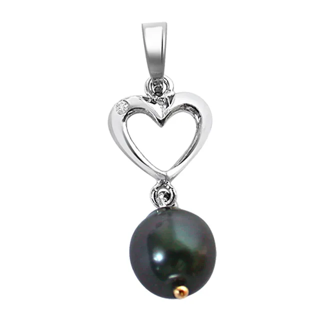 Beautiful Heart Shaped Real Diamond & Tahitian Pearl Pendant (P156)