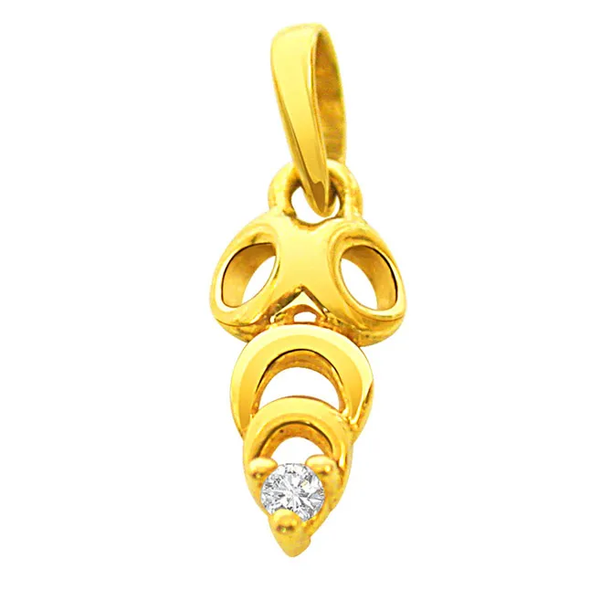 Bargain no More - Real Diamond & 18kt Yellow Gold Pendant (P165)