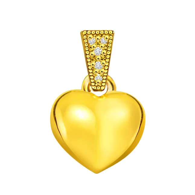 Volcano of Love Heart Shape Classic Diamond Pendants