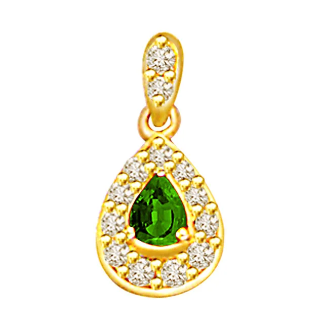 0.26cts Real Diamond & Emerald Gold Pendant (P508)