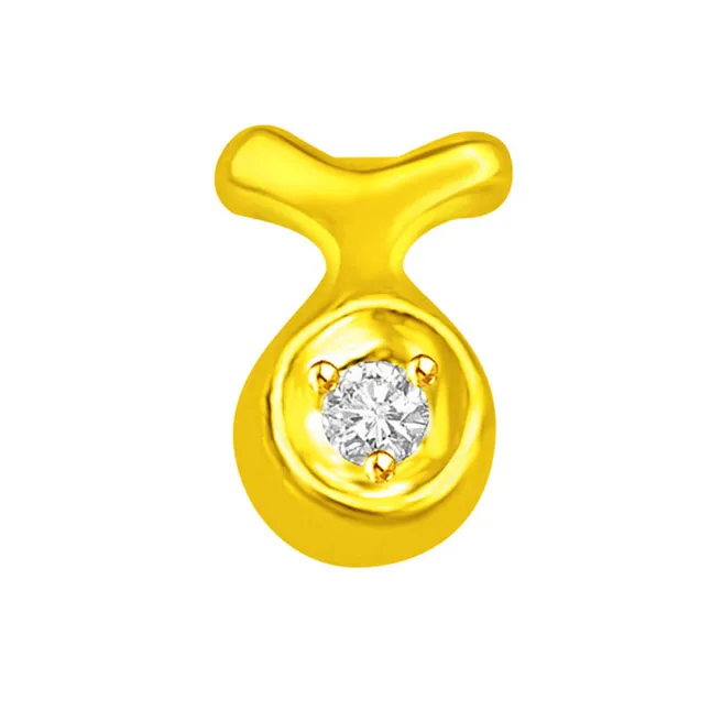 Solitaire Real Diamond Encrusted in Gold Cavity with a Bow (P782)
